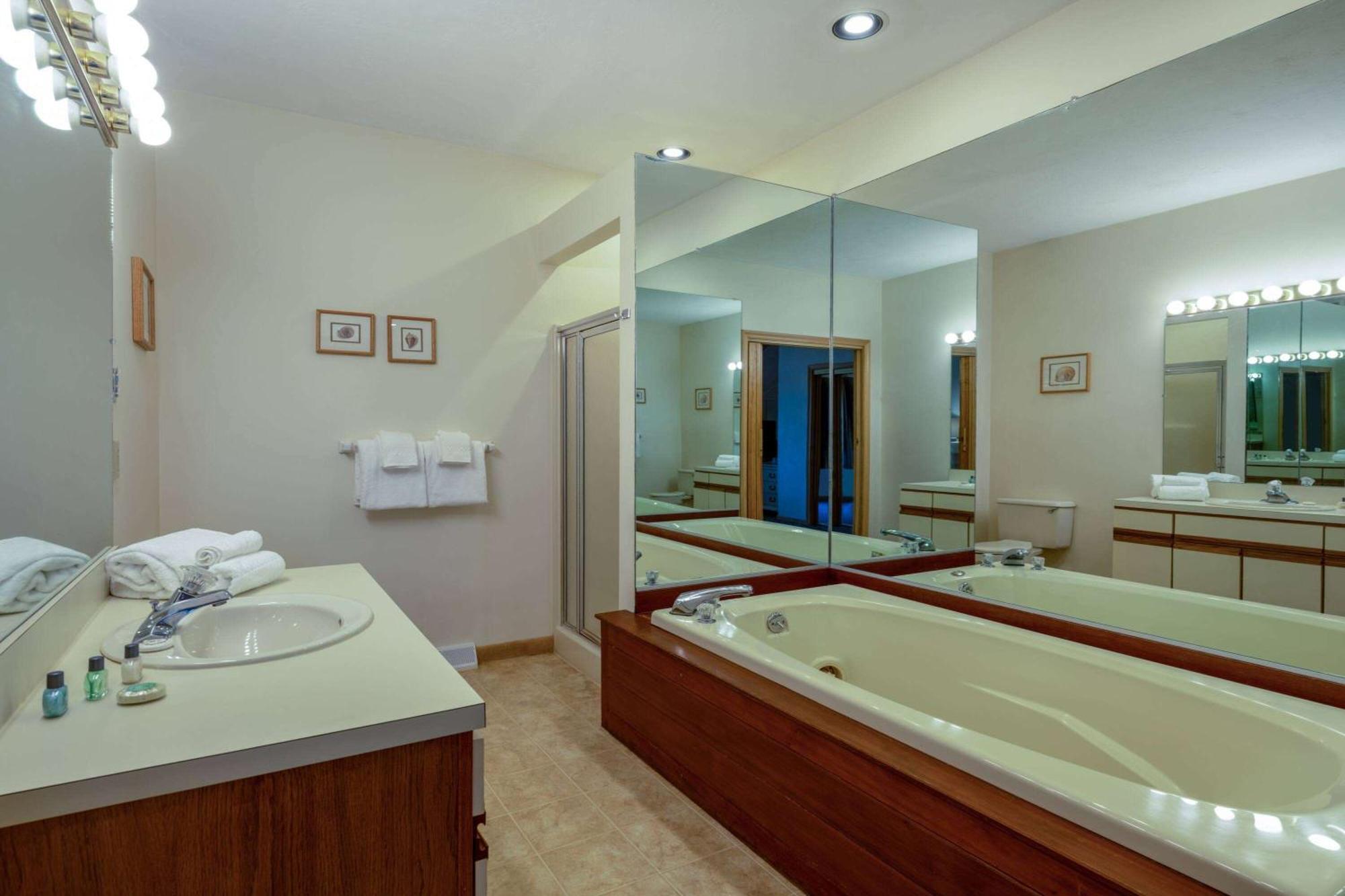 Southcape Resort Mashpee A Ramada By Wyndham Esterno foto
